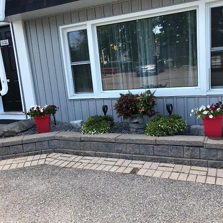 Bobcaygeon New Rockland Motel מראה חיצוני תמונה