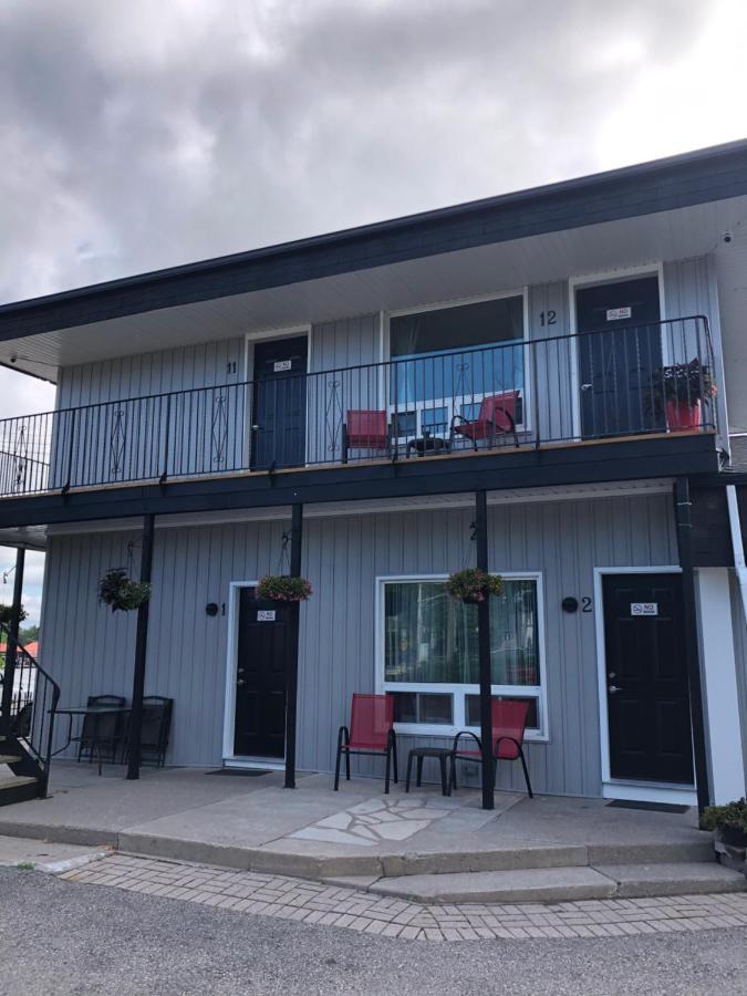 Bobcaygeon New Rockland Motel מראה חיצוני תמונה