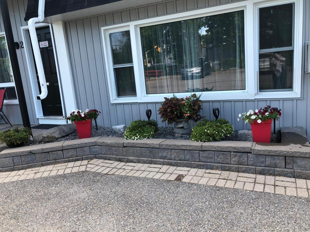 Bobcaygeon New Rockland Motel מראה חיצוני תמונה
