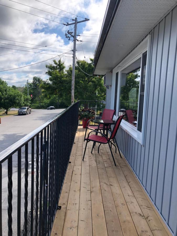 Bobcaygeon New Rockland Motel מראה חיצוני תמונה